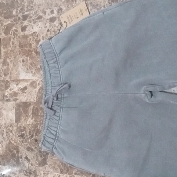 Arden - Picture 2 of 5